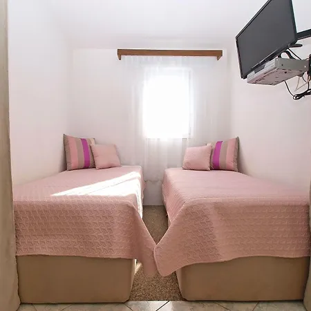 Apartamento Jozefina 1261 *