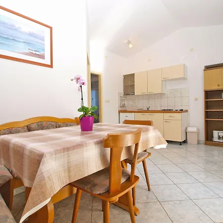 Apartamento Jozefina 1261 *