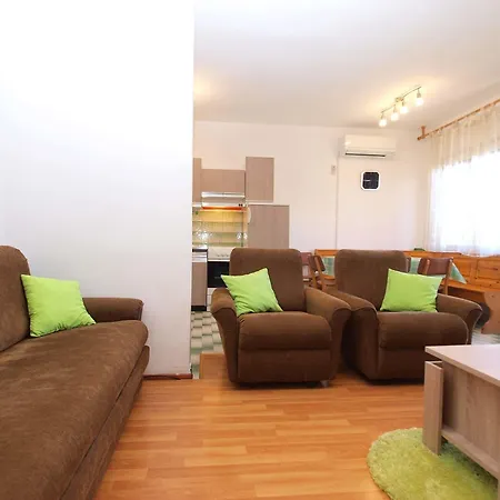 Jozefina 1261 Daire *